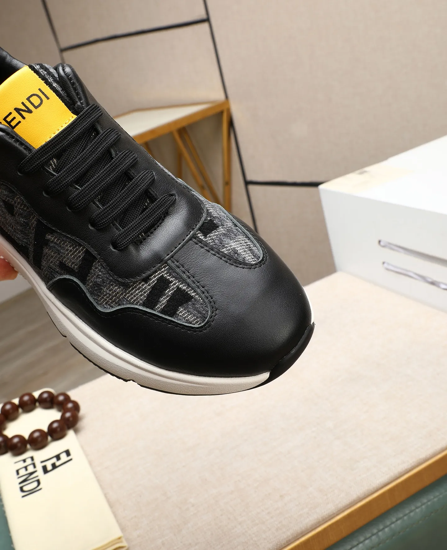 Men's shoes 💰460🕷🕷[FENDI] Fendi fashionable casual men's shoes 🇨🇳Original official website 1:1 model opening, new models are available first 💯Not high-profile but avant-garde, simple About low-key and fashionable, super versatile style 🌿 Made of original cowhide ➕ Pigskin lining 🎋 The version is comfortable on the feet, so rigorous for any small place, and the workmanship is first-class 🍍38-44 Large quantities in stock